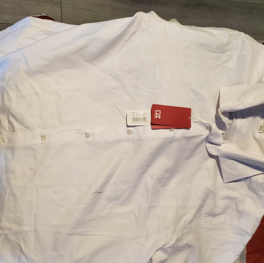 White dress shirt